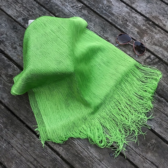 Sparkling green scarf - Picture 2 of 2
